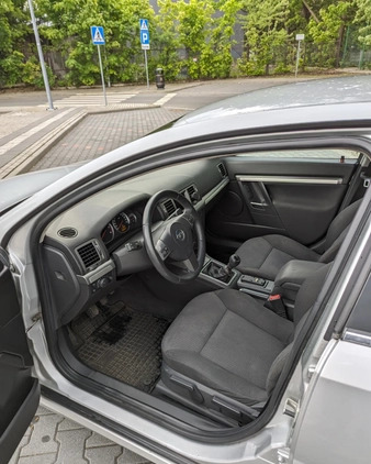 Opel Vectra cena 14000 przebieg: 225000, rok produkcji 2008 z Katowice małe 46